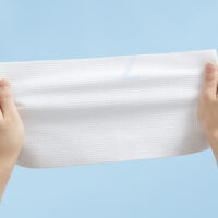 Folding wet and dry bath towels