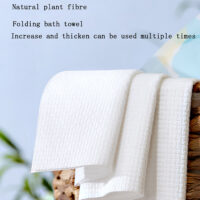 Folding wet and dry bath towels