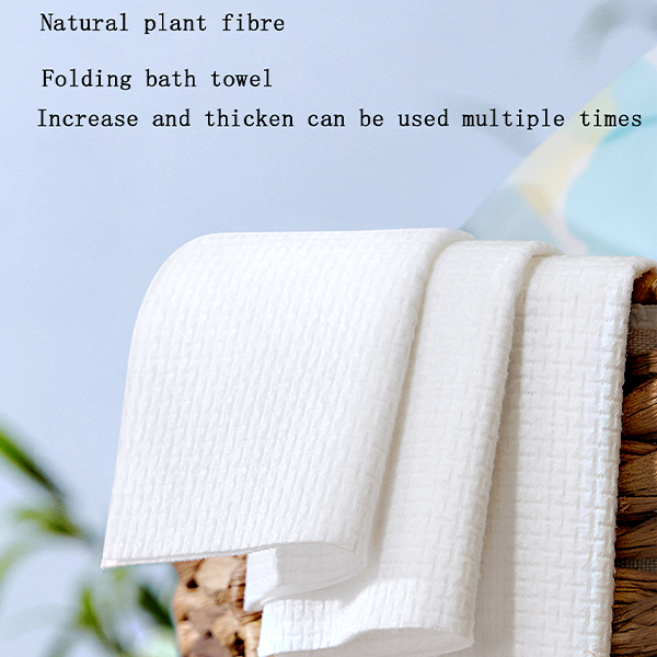 Folding wet and dry bath towels